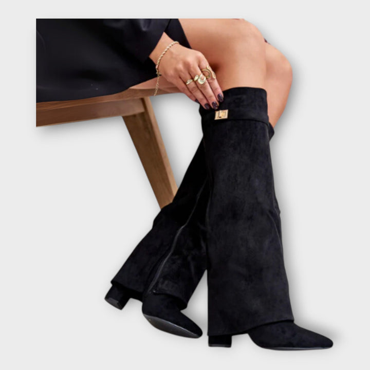 Magdolna - Elegáns tervezésű magas csizmák