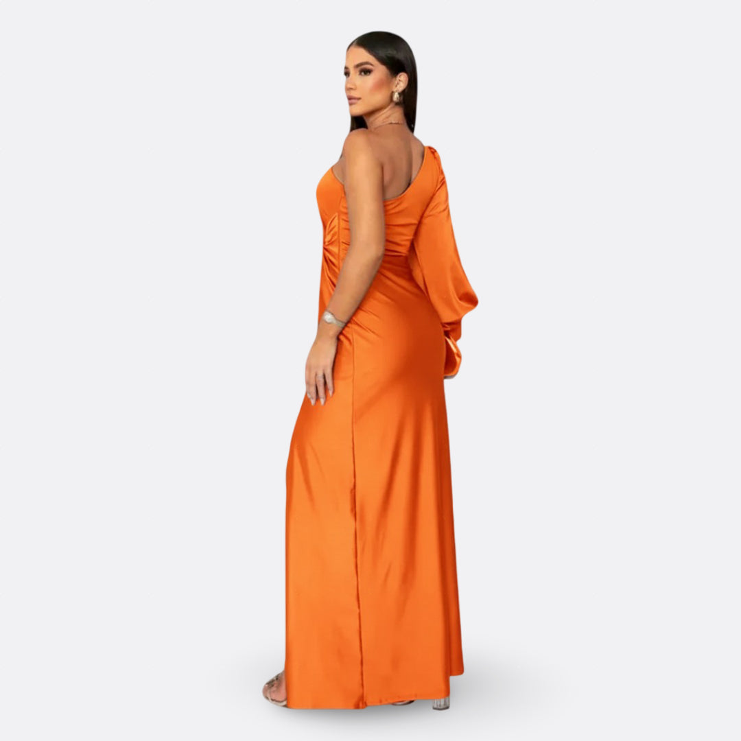 Laura - Elegáns Maxi Ruha